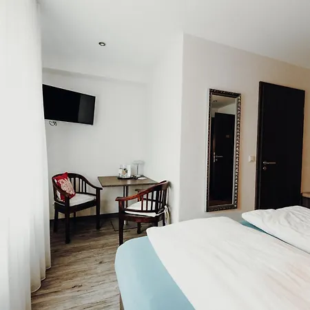 Hotel Kleine *